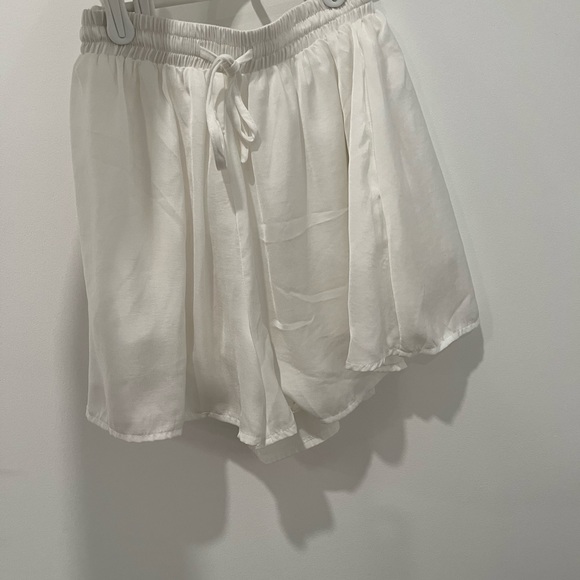 Blush boutique shorts size small - Picture 3 of 3